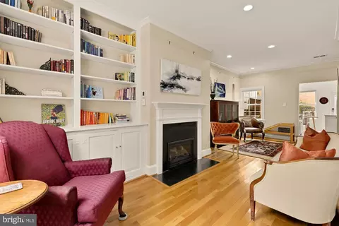1338 28th St NW, Washington, DC 20007 photo 4