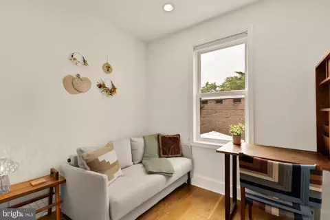 1338 28th St NW, Washington, DC 20007 photo 32