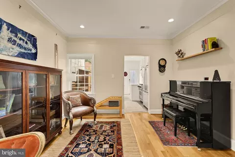 1338 28th St NW, Washington, DC 20007 photo 9