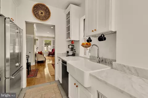 1338 28th St NW, Washington, DC 20007 photo 18