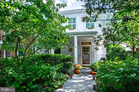 5217 Chevy Chase Pkwy NW, Washington, DC 20015