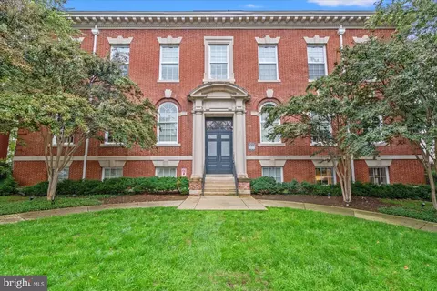 2035 2nd St NW #G202, Washington, DC 20001