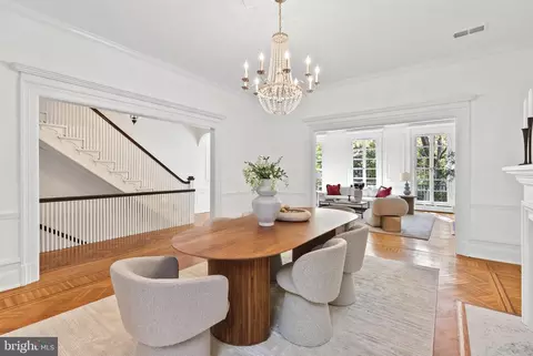 2125 Bancroft Pl NW, Washington, DC 20008 photo 8