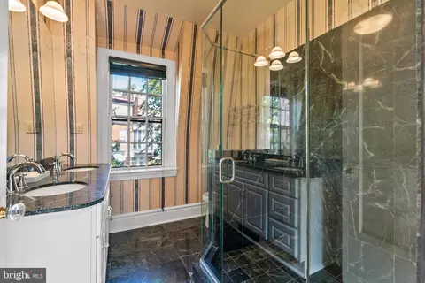 2125 Bancroft Pl NW, Washington, DC 20008 photo 36