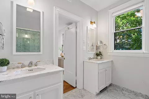 2125 Bancroft Pl NW, Washington, DC 20008 photo 30