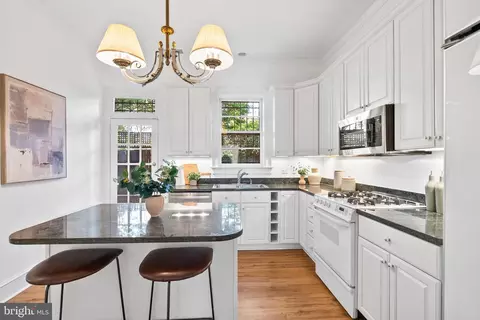 2125 Bancroft Pl NW, Washington, DC 20008 photo 16