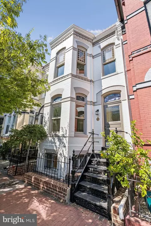 1335 Wallach Pl NW, Washington, DC 20009 photo 3