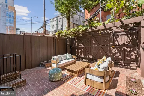 1335 Wallach Pl NW, Washington, DC 20009 photo 31