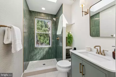 1335 Wallach Pl NW, Washington, DC 20009 photo 24