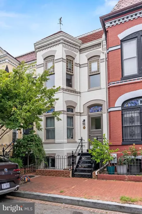 1335 Wallach Pl NW, Washington, DC 20009 photo 2
