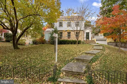 6318 31st St NW, Washington, DC 20015