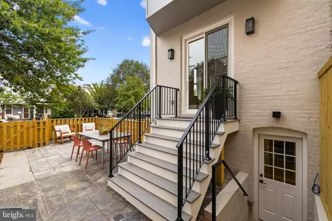 401 16th St SE, Washington, DC 20003 photo 17