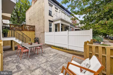 401 16th St SE, Washington, DC 20003 photo 46