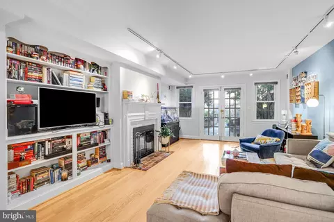 Living - 213 9th St SE, Washington, DC 20003 photo 2 of 5