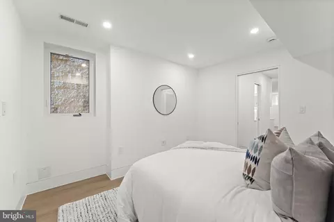 1016 5th St NE, Washington, DC 20002 photo 38