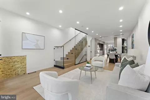 1016 5th St NE, Washington, DC 20002 photo 4