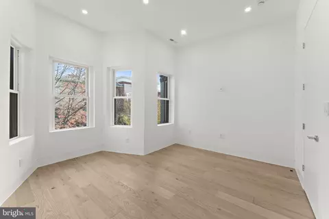 1016 5th St NE, Washington, DC 20002 photo 29