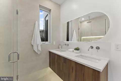 1016 5th St NE, Washington, DC 20002 photo 21