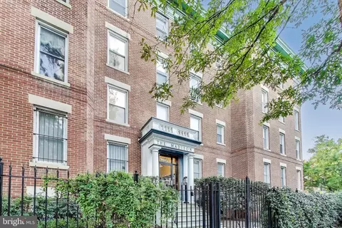 52 Quincy Pl NW #304, Washington, DC 20001
