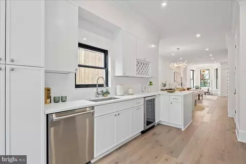 Kitchen - 1007 C St NE, Washington, DC 20002 photo 2 of 2