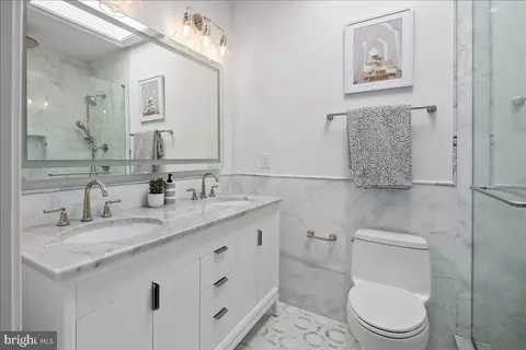 Bath - 1007 C St NE, Washington, DC 20002 photo 2 of 5