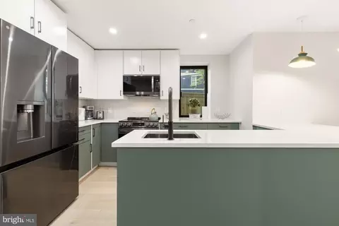 1146 16th St NE #A, Washington, DC 20002 photo 8