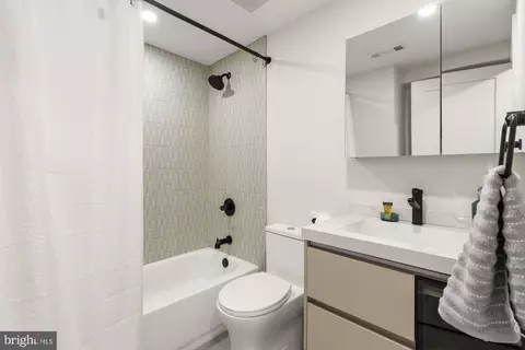 1146 16th St NE #A, Washington, DC 20002 photo 21