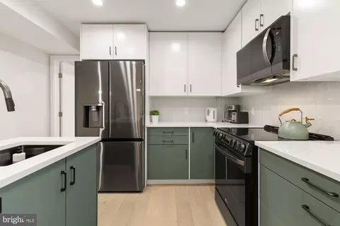 1146 16th St NE #A, Washington, DC 20002 photo 10