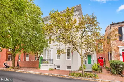 1234 33rd St NW, Washington, DC 20007