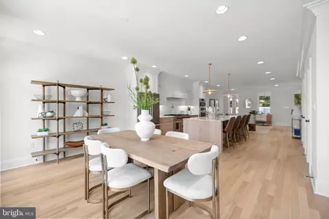 Dining - 626 I St NE, Washington, DC 20002 photo 5 of 6