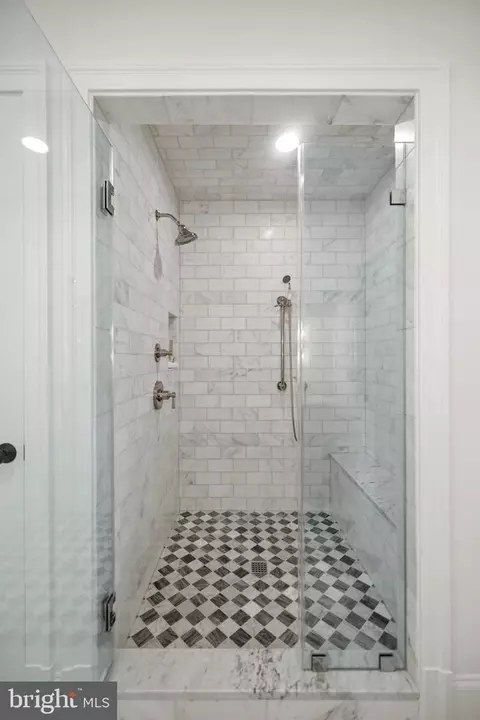 Bath - 626 I St NE, Washington, DC 20002 photo 3 of 9