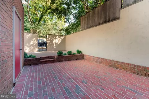 Exterior - 328 Constitution Ave NE, Washington, DC 20002 photo 3 of 6