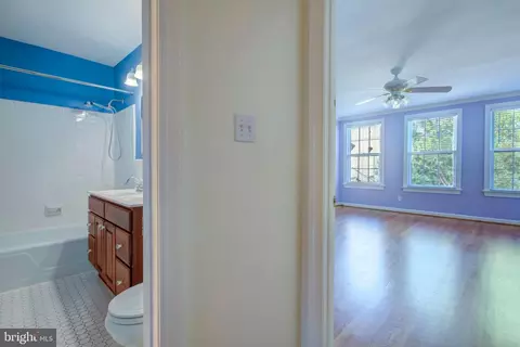 Entry Way - 328 Constitution Ave NE, Washington, DC 20002 photo 15 of 16