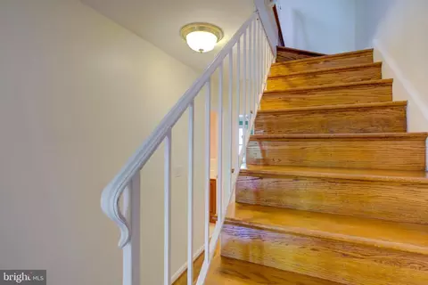Entry Way - 328 Constitution Ave NE, Washington, DC 20002 photo 11 of 16