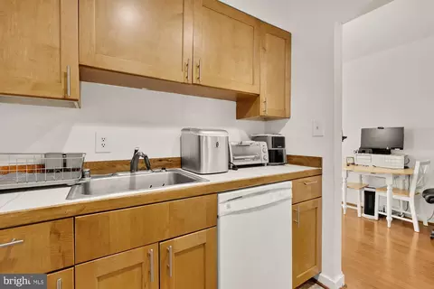 Kitchen - 406 15th St SE, Washington, DC 20003 photo 4 of 6