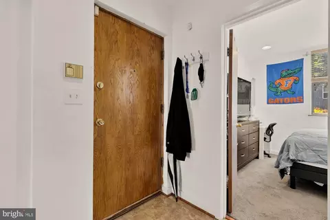 Entry Way - 406 15th St SE, Washington, DC 20003 photo 5 of 5
