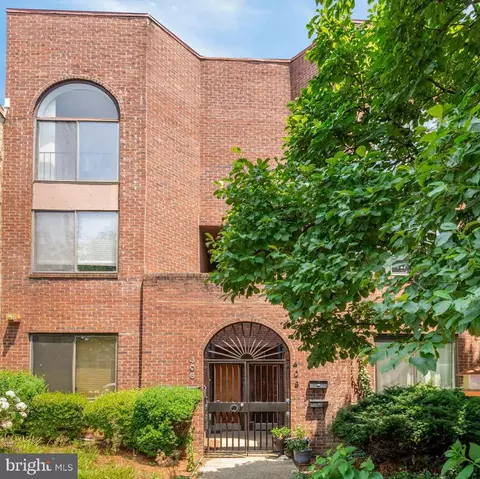 Other - 406 15th St SE, Washington, DC 20003 photo 1 of 6