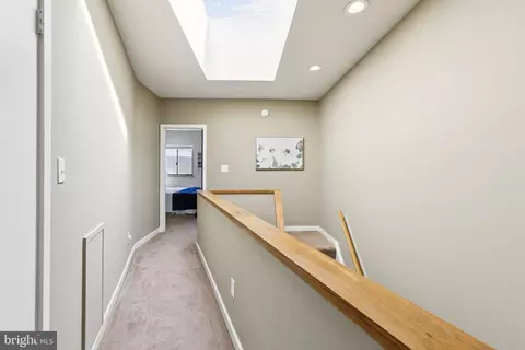 Entry Way - 406 15th St SE, Washington, DC 20003 photo 4 of 5