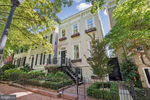 1415 33rd St NW, Washington, DC 20007