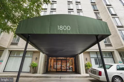 1800 R St NW #206, Washington, DC 20009