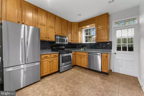 614 8th St NE, Washington, DC 20002 photo 16