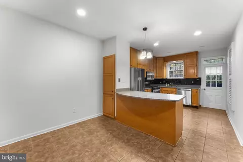 614 8th St NE, Washington, DC 20002 photo 18