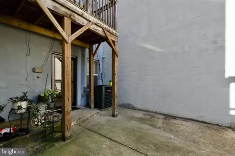 Exterior - 815 4th St NE, Washington, DC 20002 photo 6 of 8