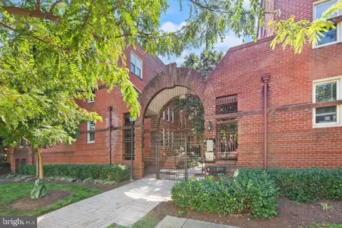 1441 A St NE #1441, Washington, DC 20002