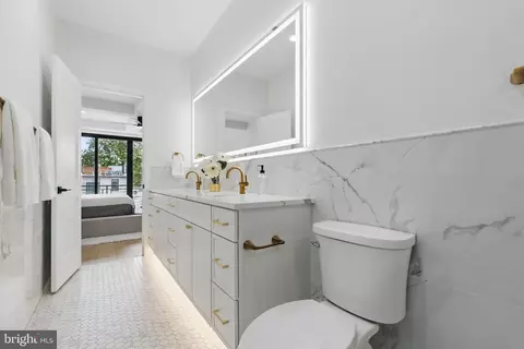 Bath - 3802 T St NW, Washington, DC 20007 photo 5 of 8