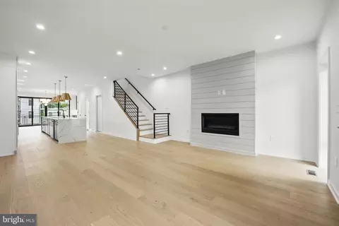 Living - 3802 T St NW, Washington, DC 20007 photo 3 of 4
