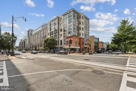 646 H St NE #406, Washington, DC 20002 photo 36