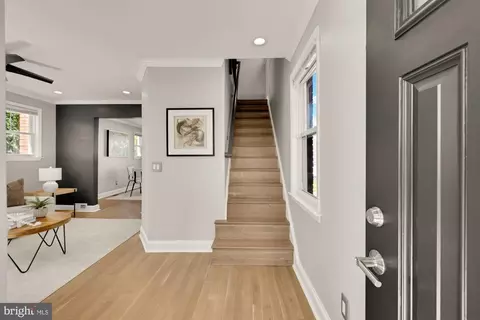 2414 Perry St NE, Washington, DC 20018 photo 4