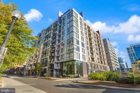 37 L St SE #1102, Washington, DC 20003