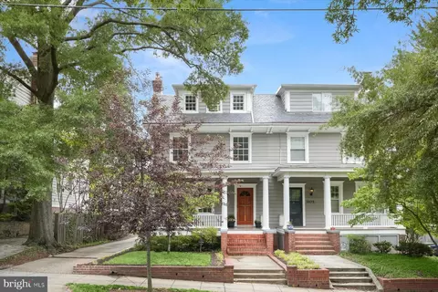 3107 34th St NW, Washington, DC 20008